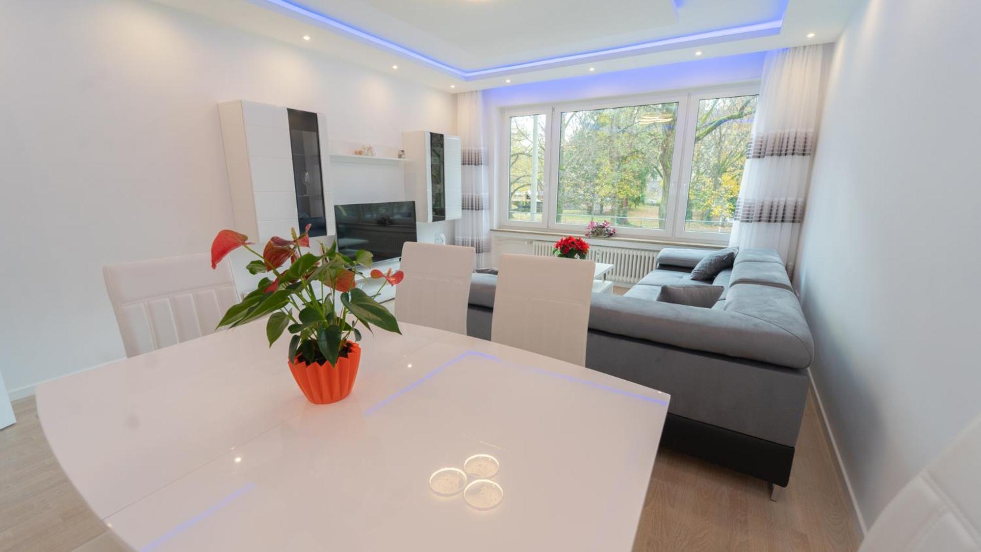 Mega Lux Apartment Esslingen am Neckar Bagian luar foto