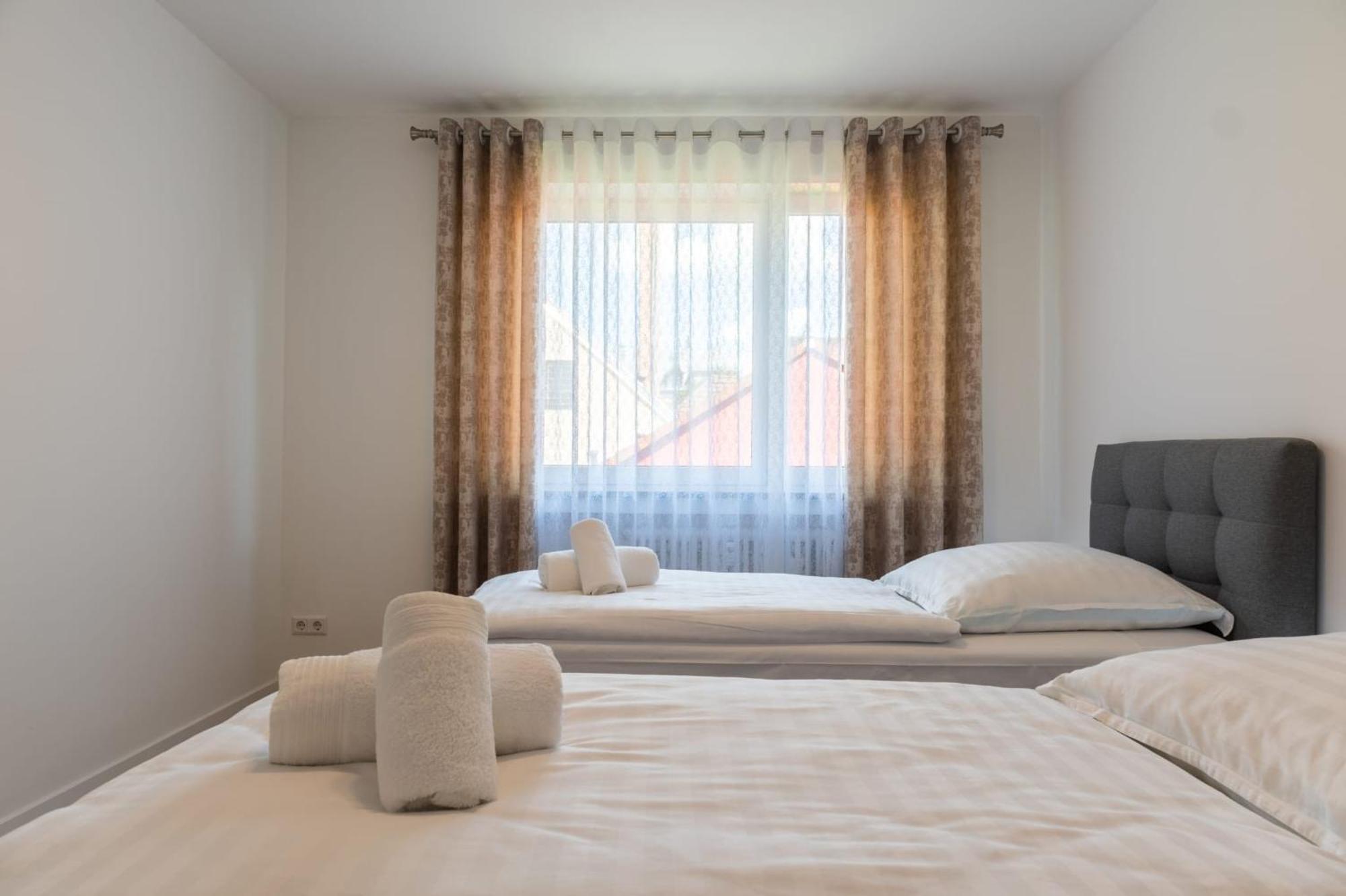 Mega Lux Apartment Esslingen am Neckar Bagian luar foto
