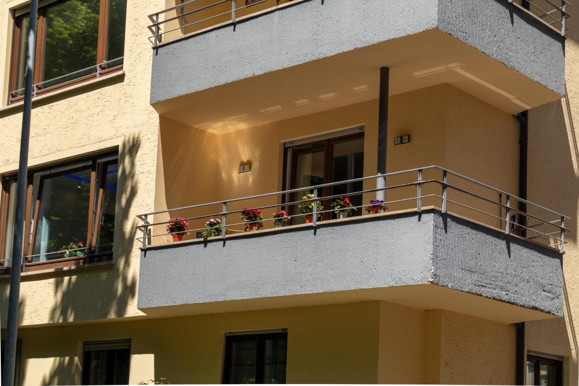Mega Lux Apartment Esslingen am Neckar Bagian luar foto